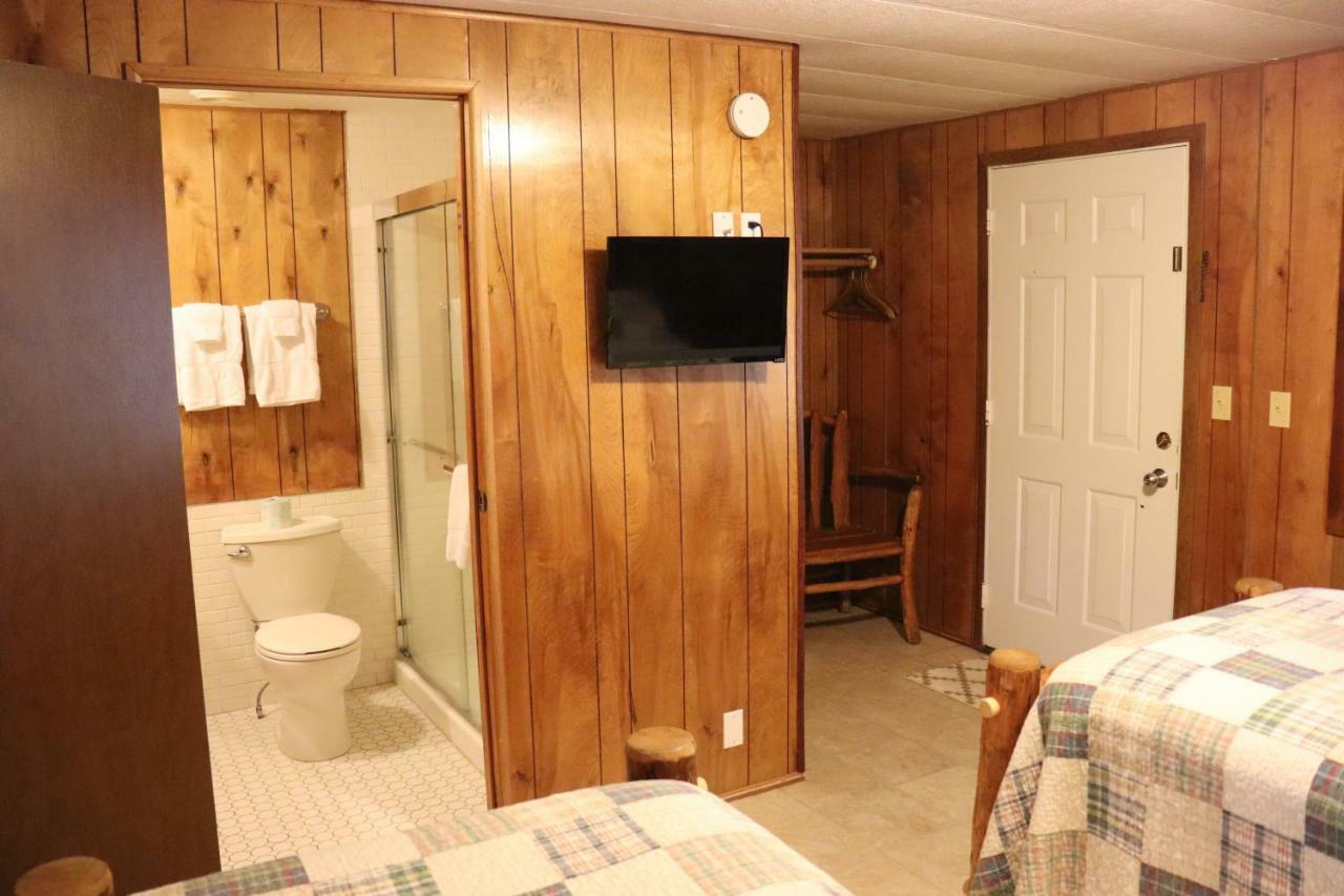 Lone Fir Resort Cougar Exterior photo