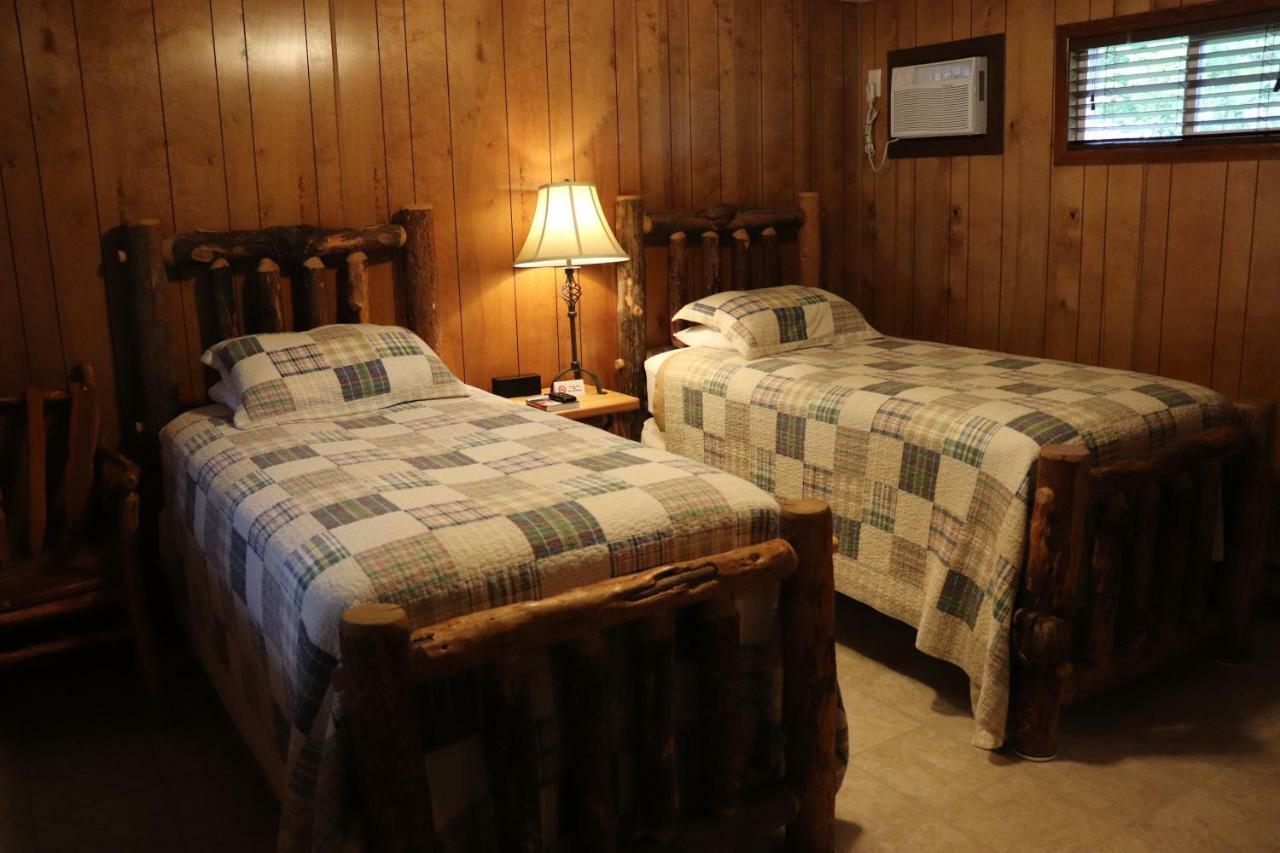 Lone Fir Resort Cougar Exterior photo