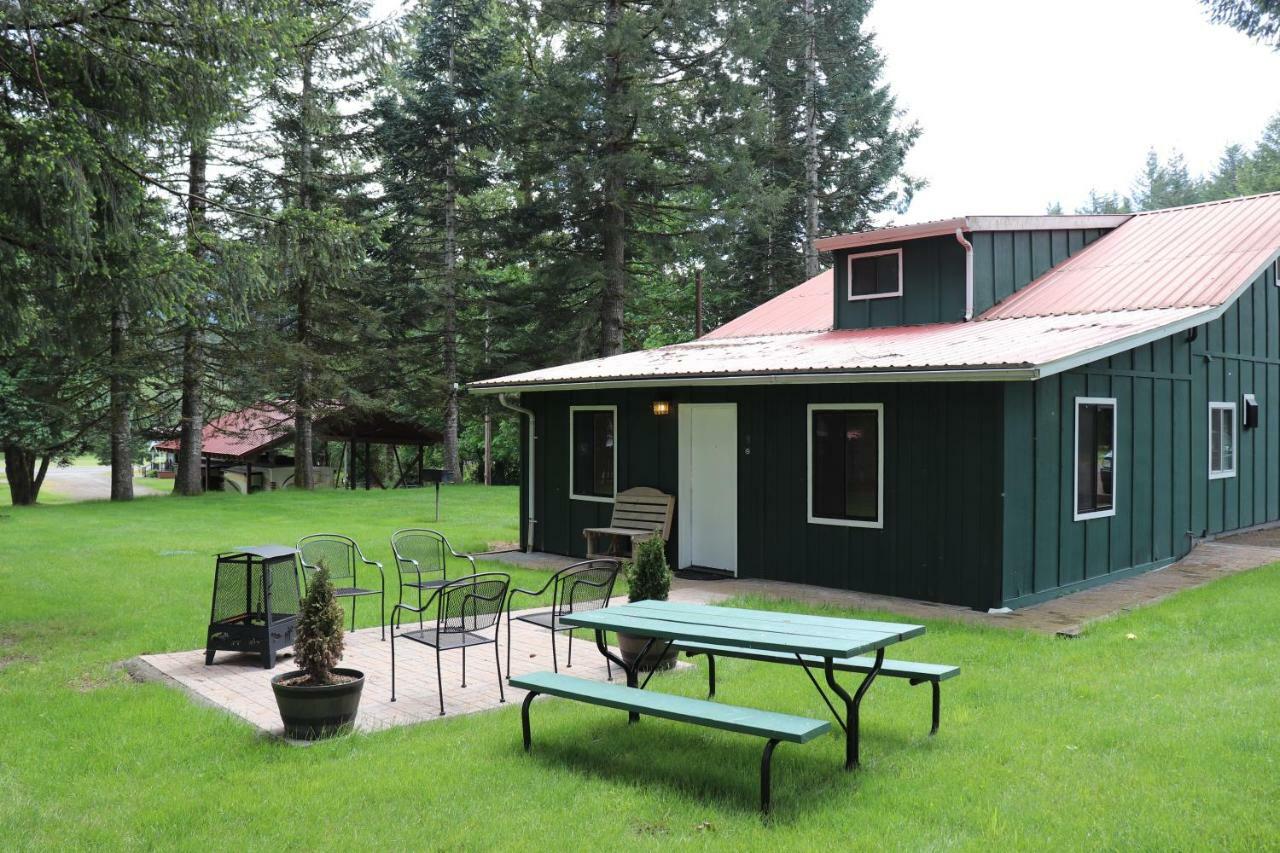 Lone Fir Resort Cougar Exterior photo