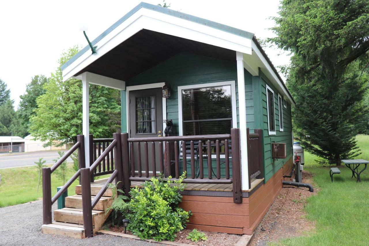 Lone Fir Resort Cougar Exterior photo
