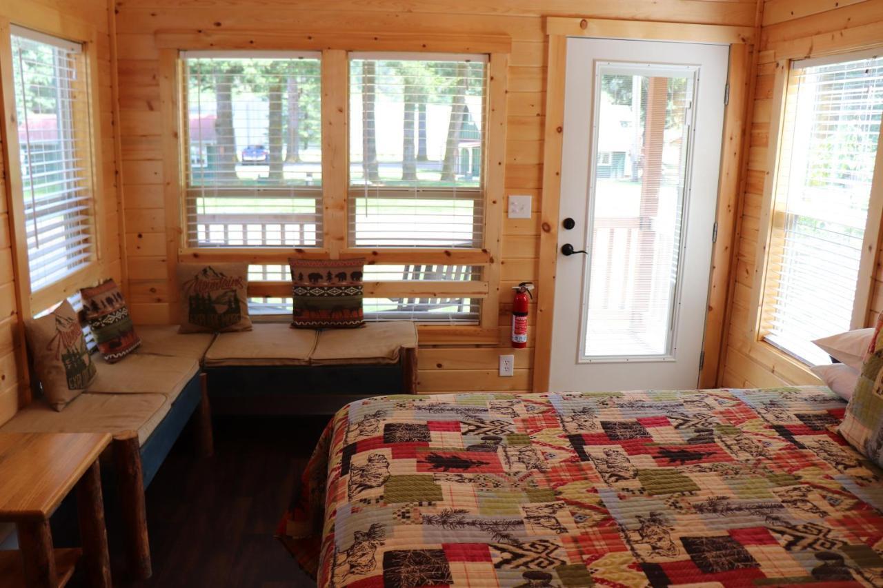 Lone Fir Resort Cougar Exterior photo
