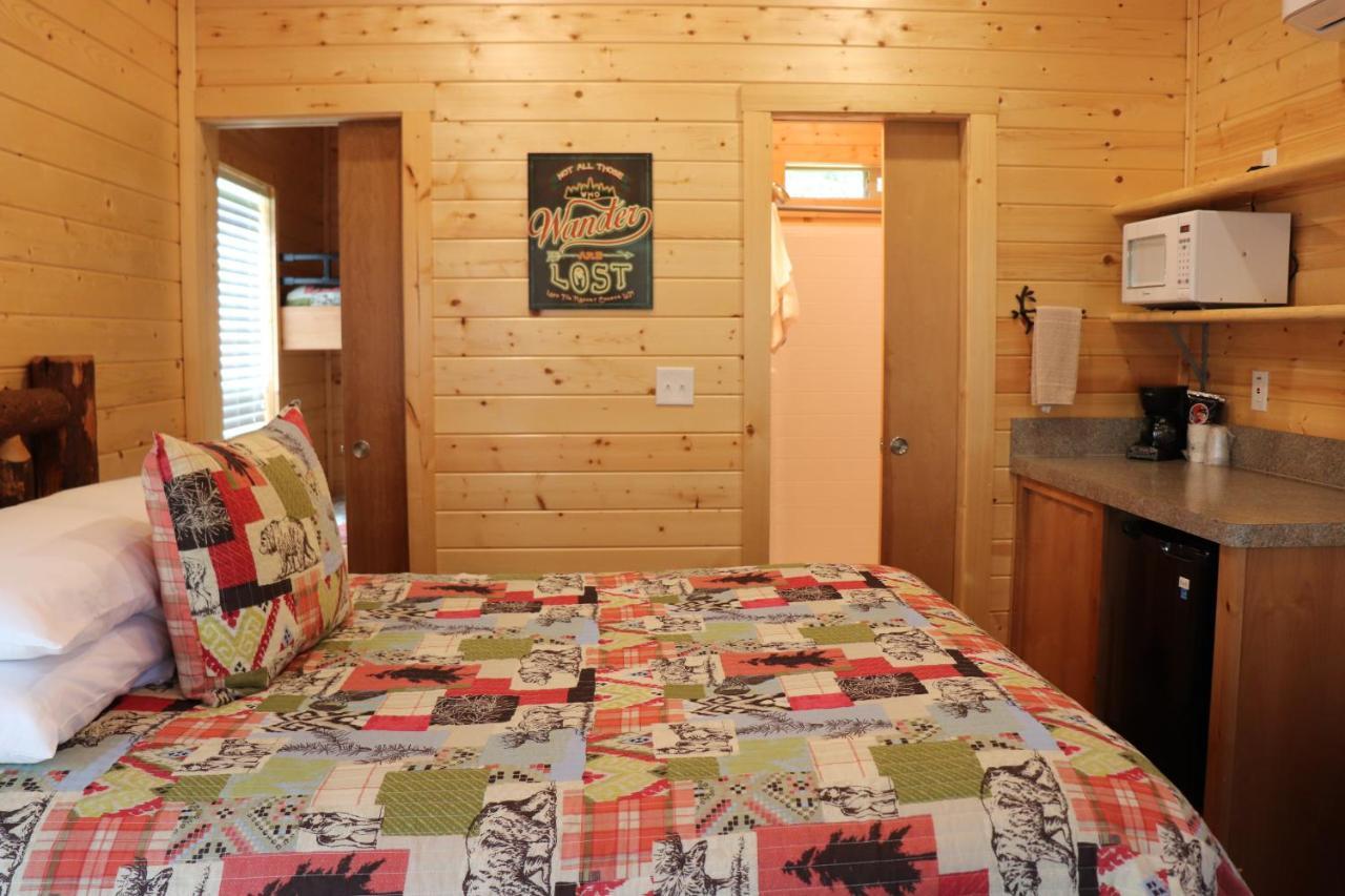 Lone Fir Resort Cougar Exterior photo