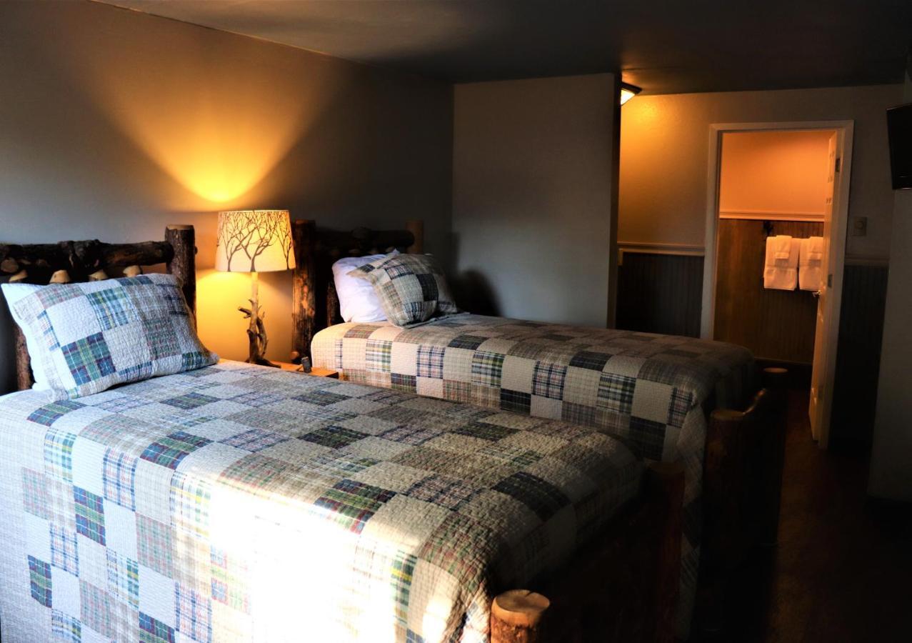 Lone Fir Resort Cougar Exterior photo