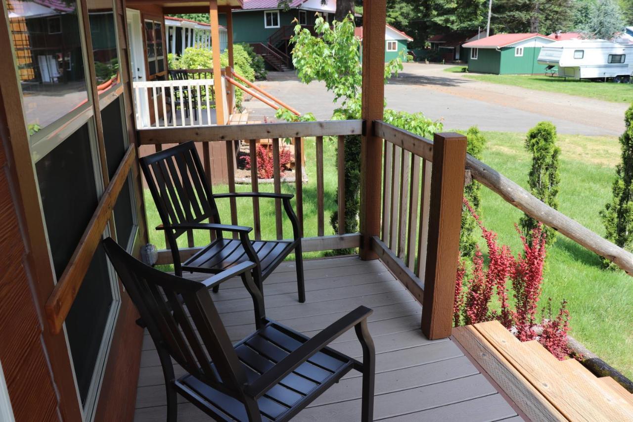 Lone Fir Resort Cougar Exterior photo