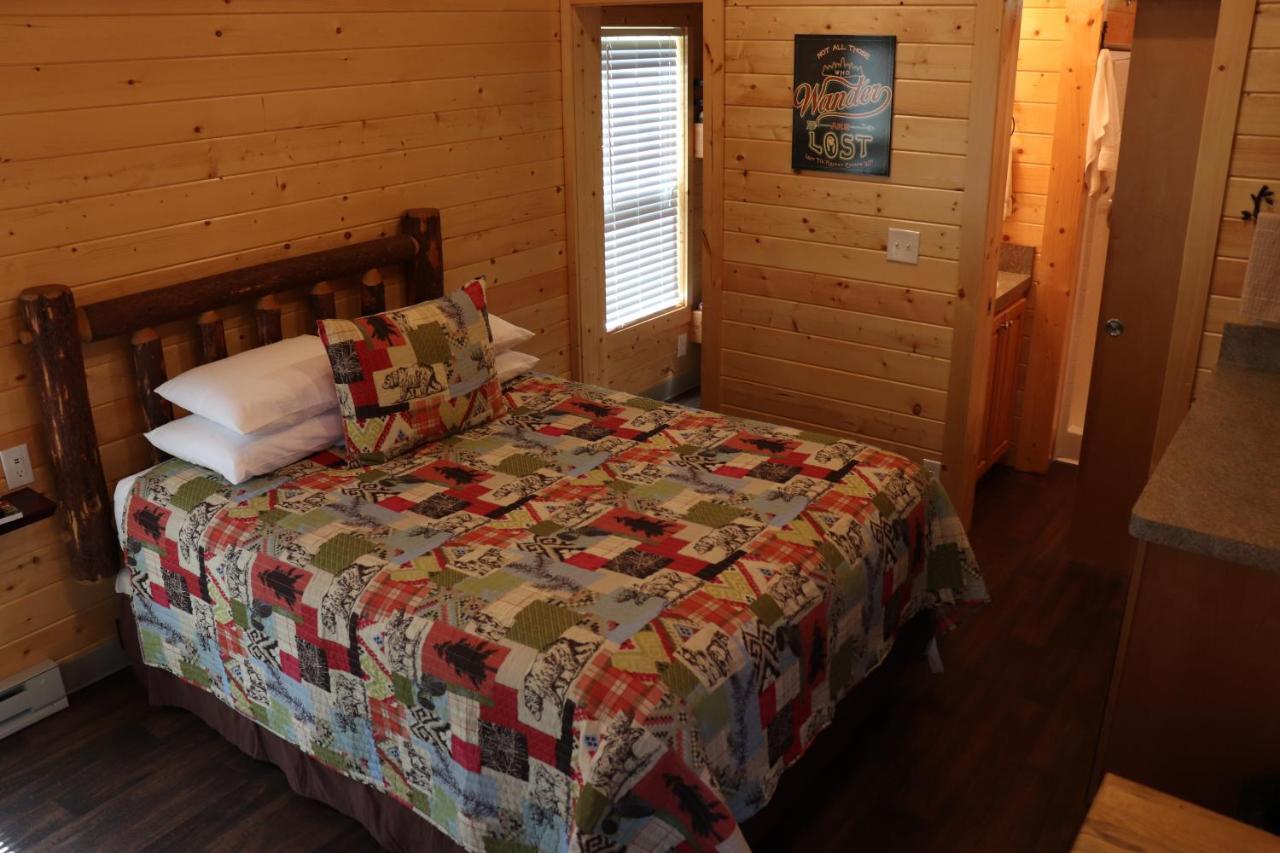 Lone Fir Resort Cougar Exterior photo